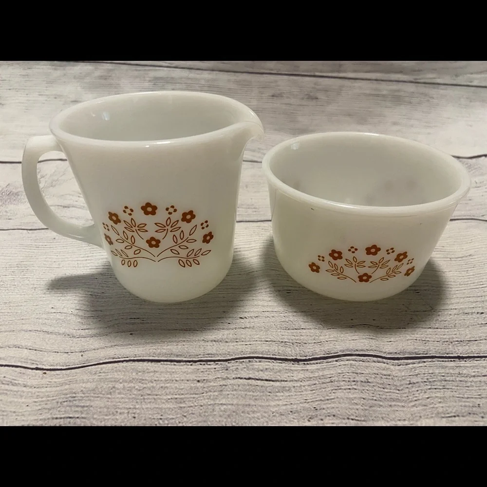 Pyrex Corning Summer Impressions CreamerSugar Bowl